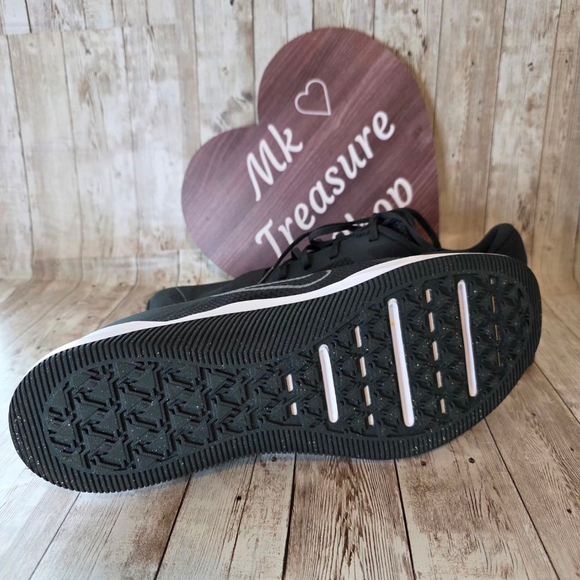 Men\'s Nike Black Athletic Sneakers Size 11.5 main image 5